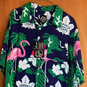 NWT! Men’s Toronto Maple Leaf Hawaiian Shirt.
